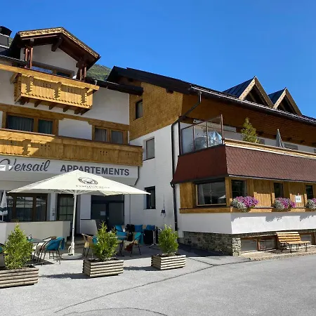 Hotel Hotel-garni Versail 3*