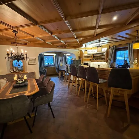 מלון Hotel-garni Versail