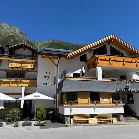 Hotel-garni Versail Hotel 3*