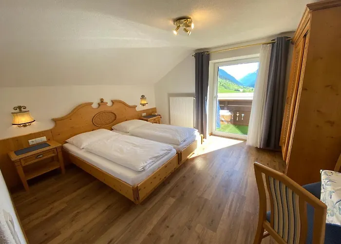 Hotel-garni Versail ホテル 3*