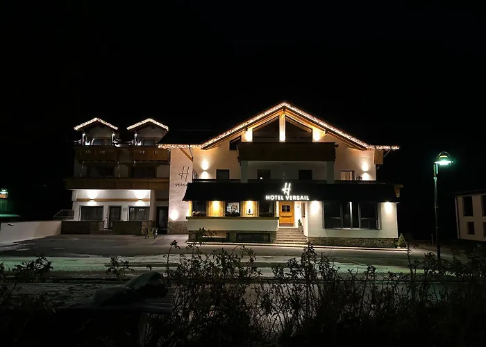 Отель Hotel-garni Versail Гальтюр