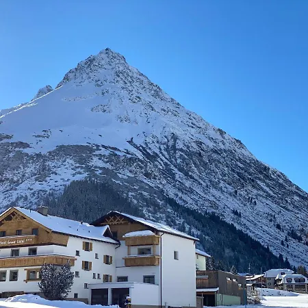 Hotel Hotel-garni Versail Galtür